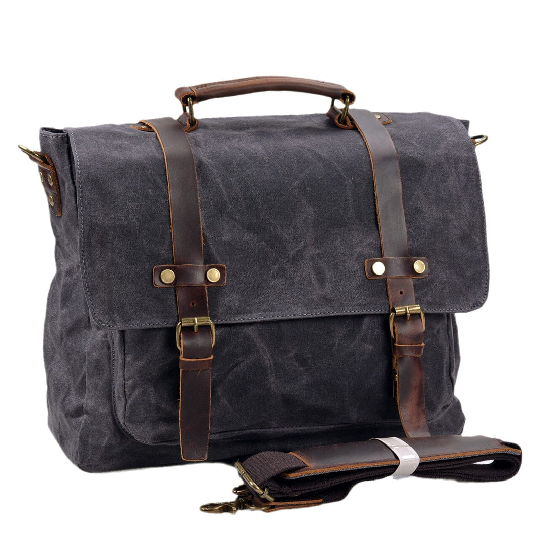 Canvas and leather clutch bag | BRUGES